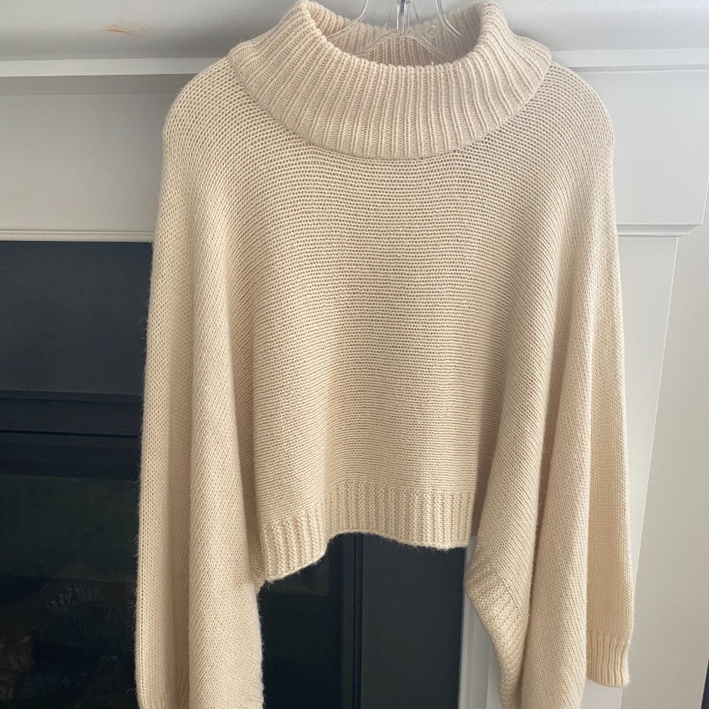 Cropped flowy sweater